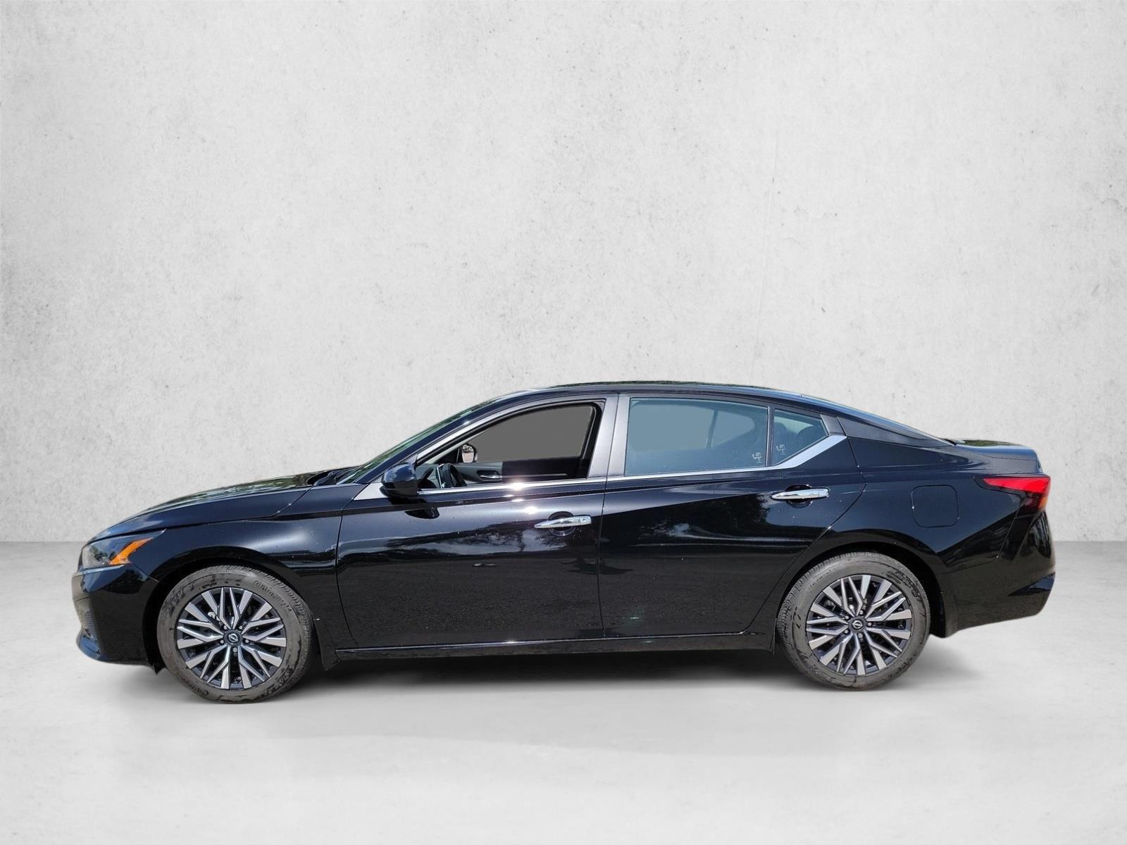 Thumbnail: 2023 Nissan Altima - 2