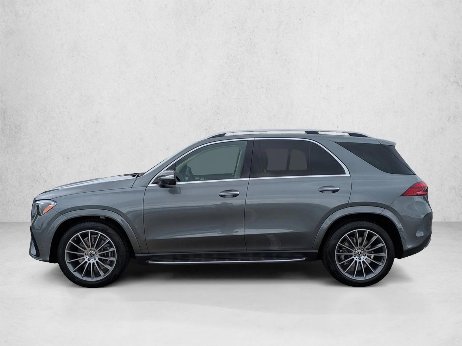 Thumbnail: 2026 Mercedes-Benz GLE - 2