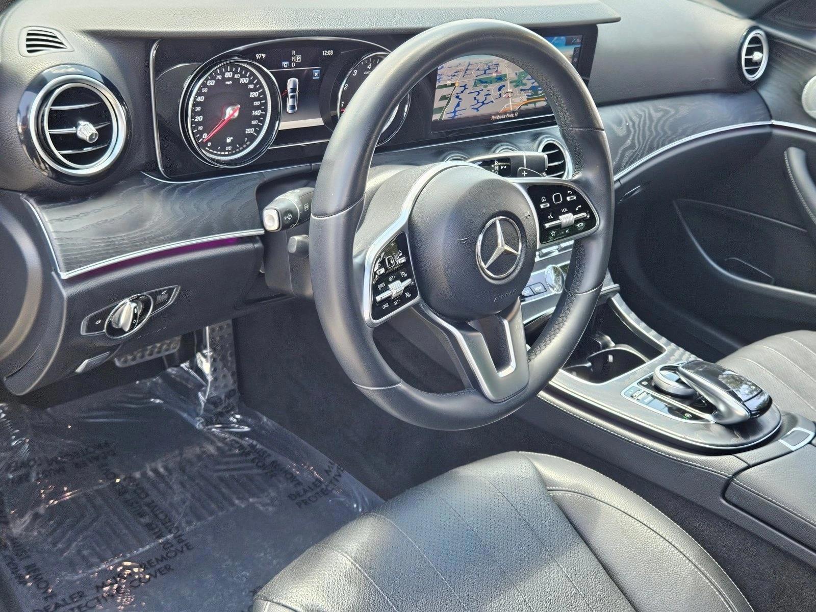 Thumbnail: 2019 Mercedes-Benz E-Class - 3