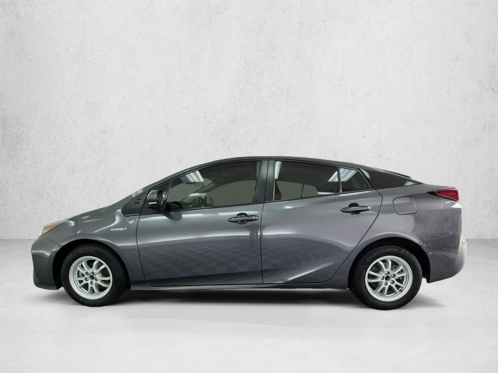 2022 Toyota Prius LE - Photo 9