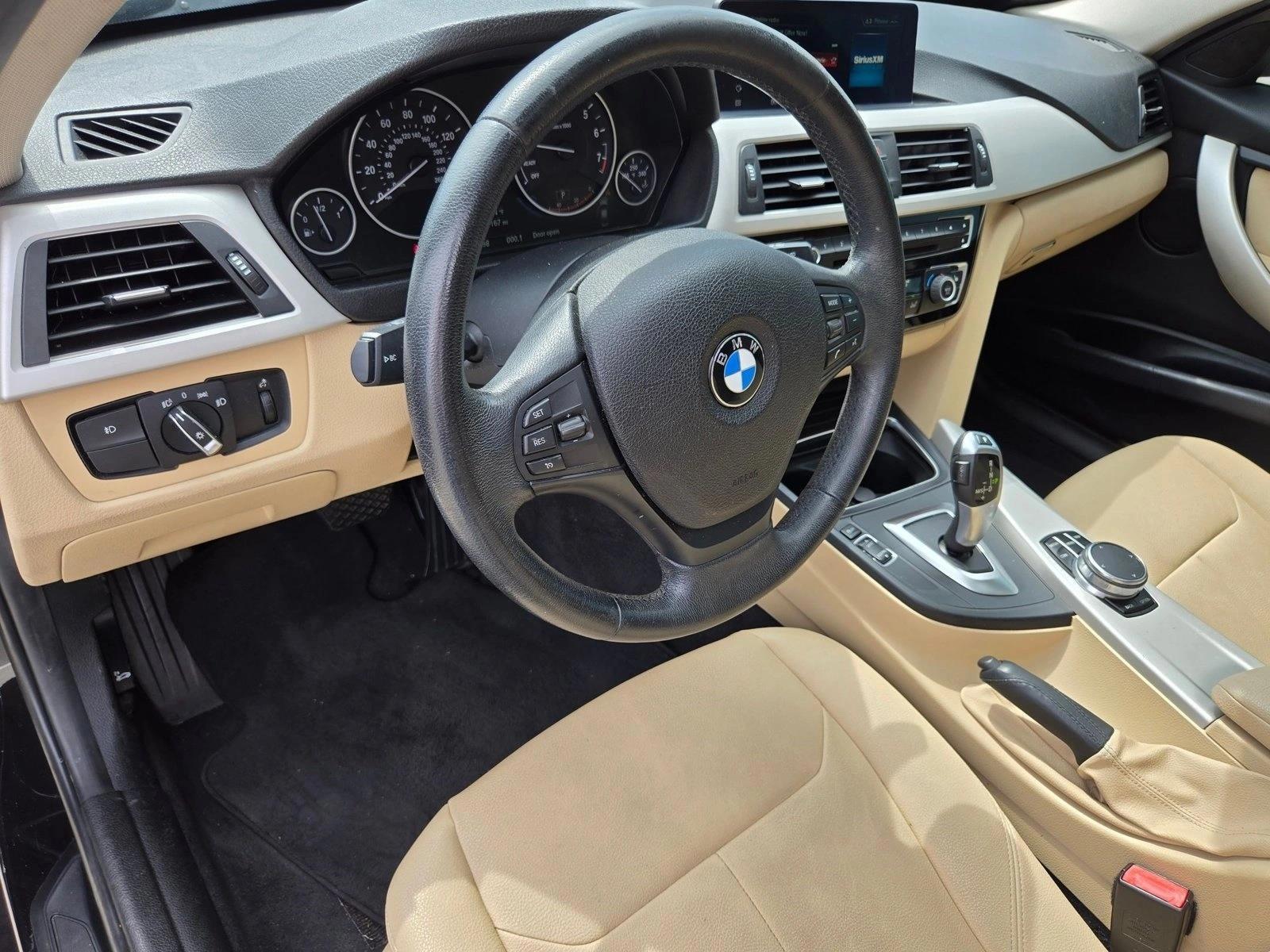 Thumbnail: 2018 BMW 3 Series - 3