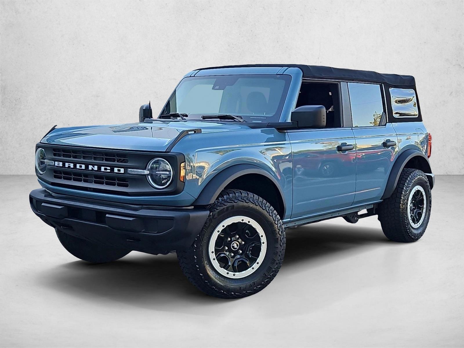 2022 Ford Bronco Base 4x4's photo