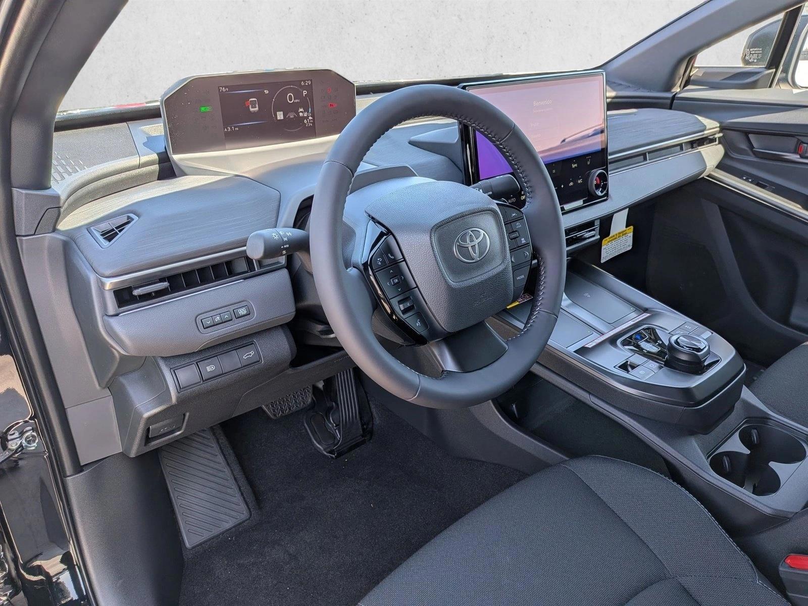 Thumbnail: 2026 Toyota C-HR - 3