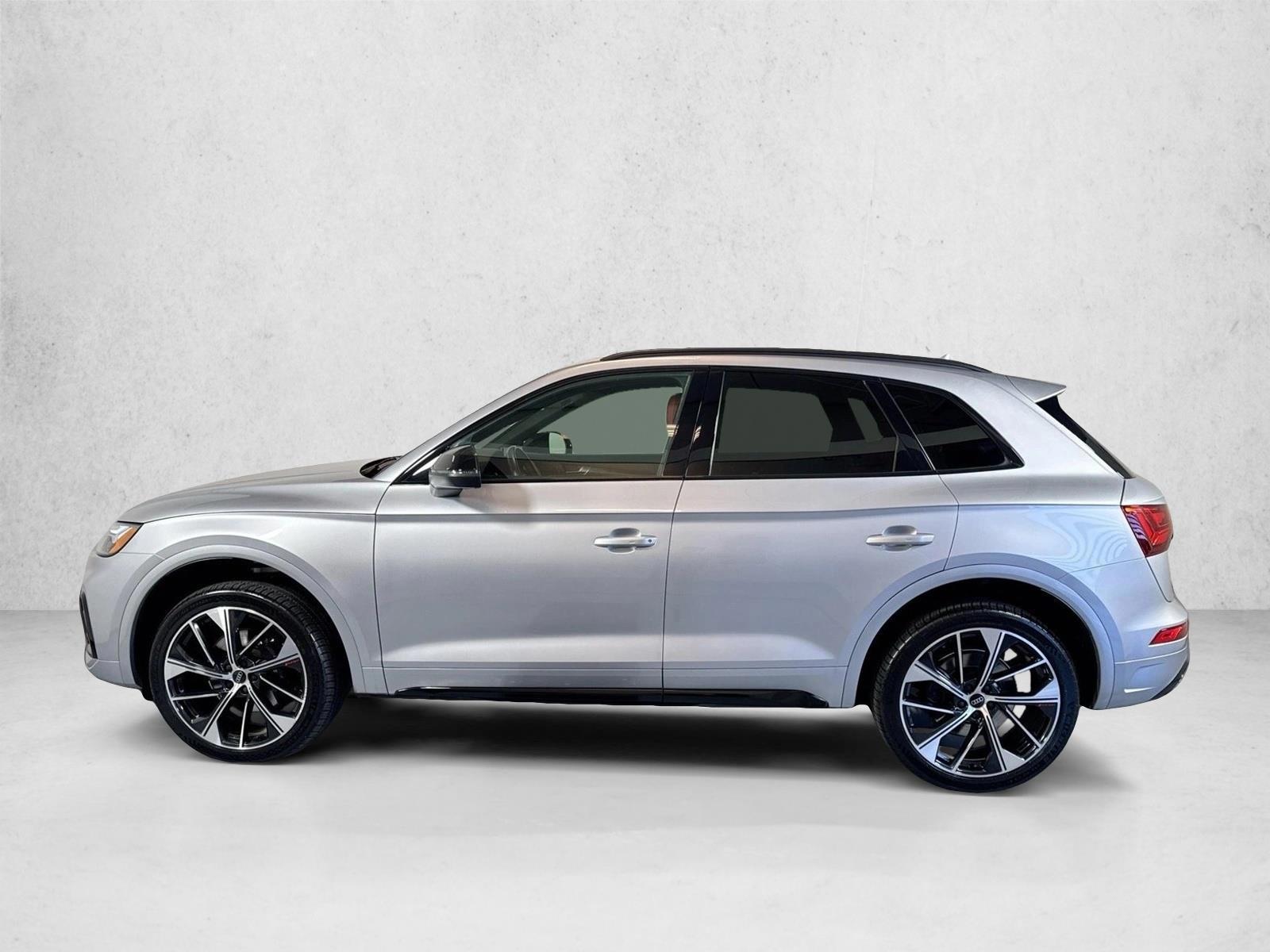 Thumbnail: 2023 Audi SQ5 - 2