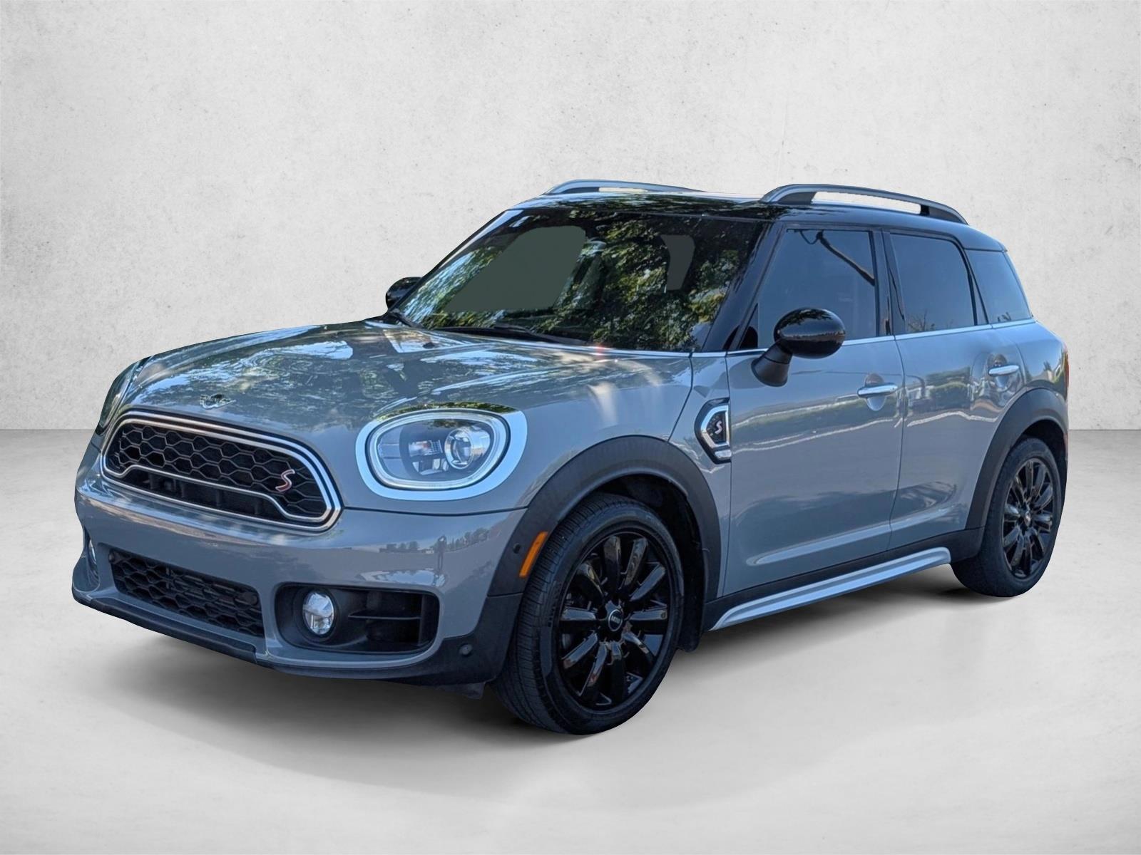 Thumbnail: 2017 MINI Cooper Countryman - 1
