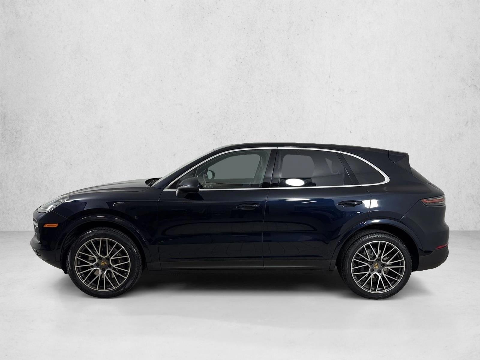 Thumbnail: 2023 Porsche Cayenne - 2
