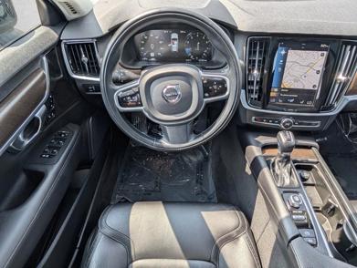 2020 Volvo V90 Cross Country