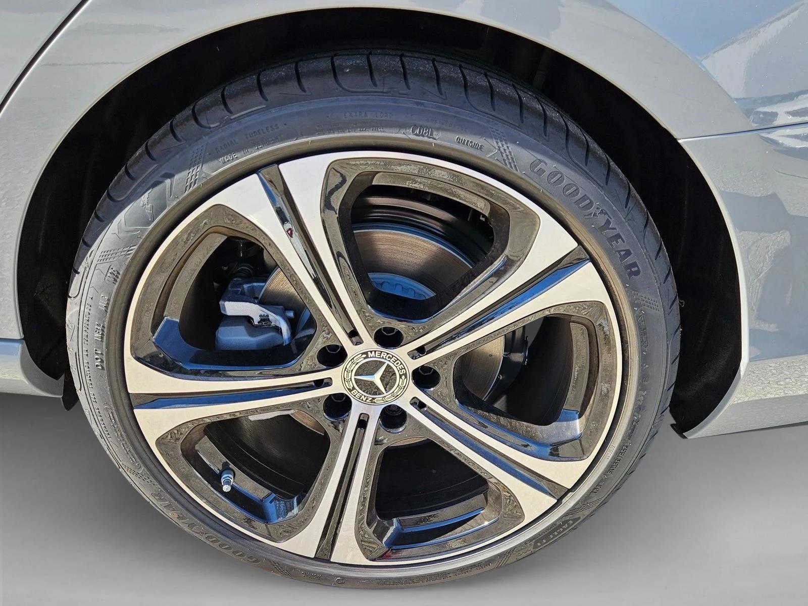 2026 Mercedes-Benz C-Class Sedan C 300 - Photo 10
