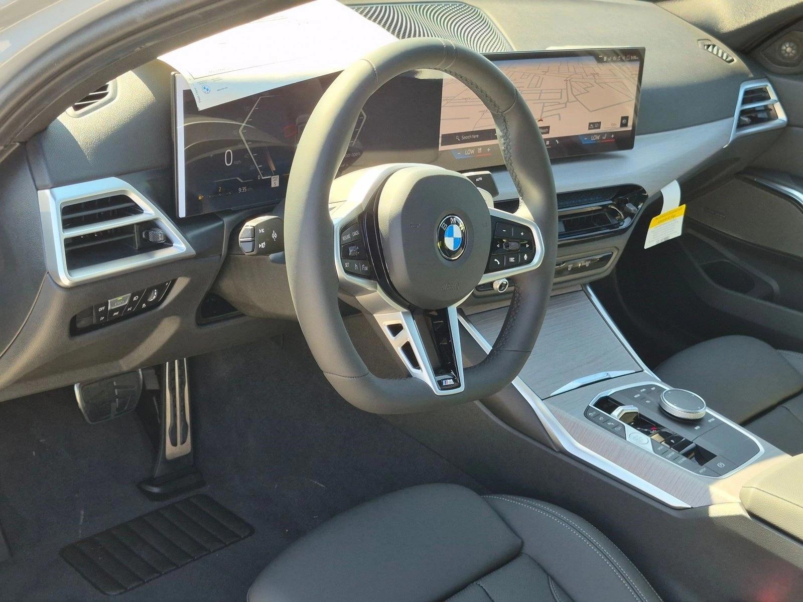 Thumbnail: 2026 BMW 3 Series - 3