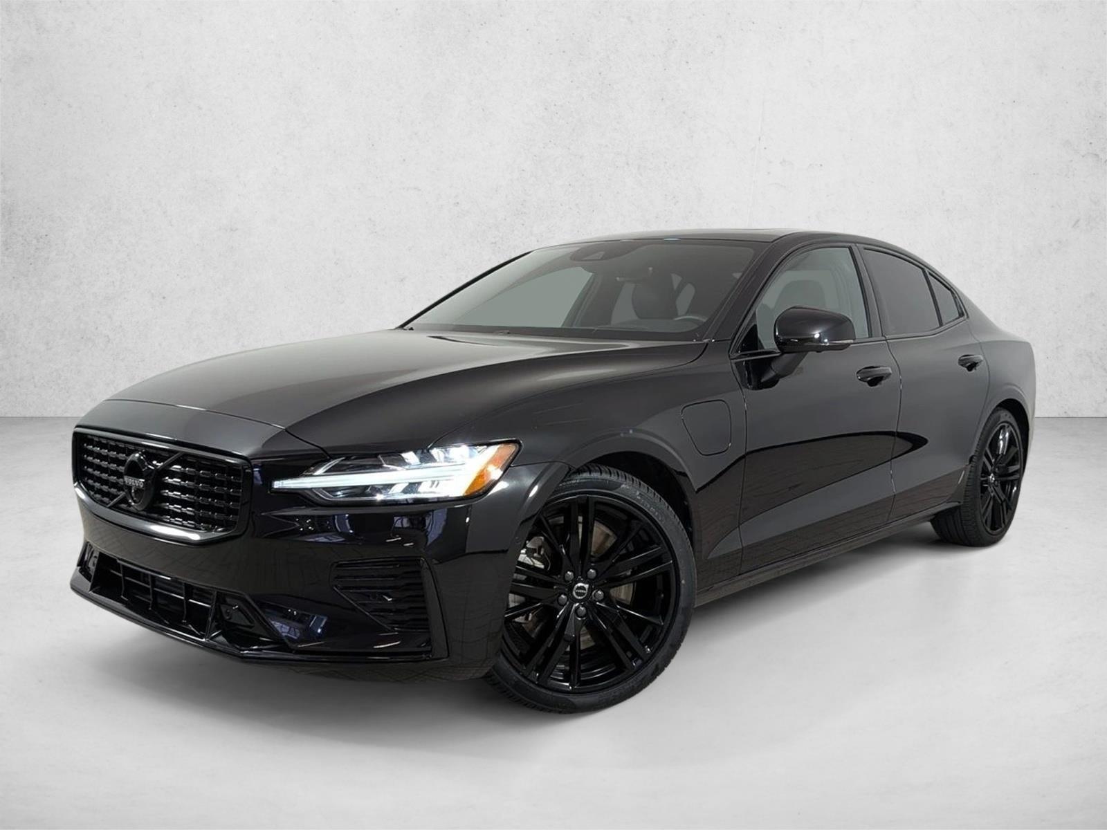 Thumbnail: 2022 Volvo S60 - 1