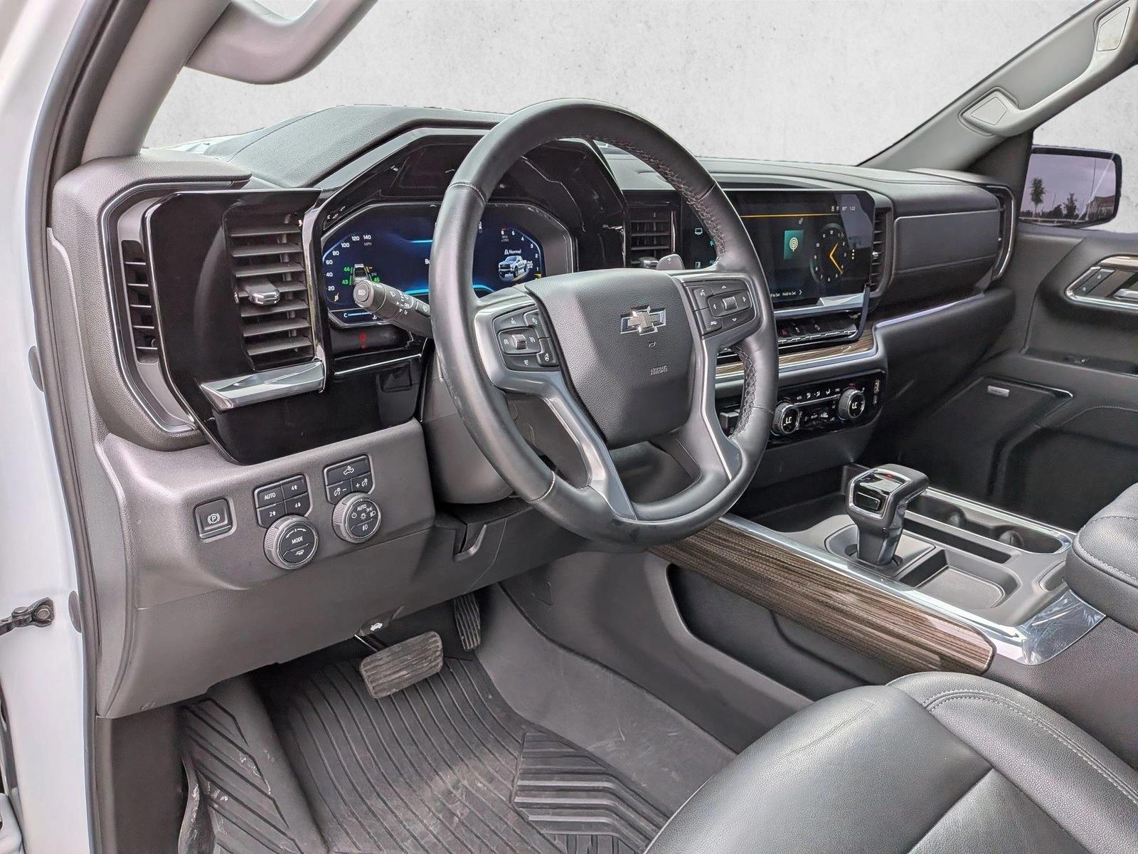 Thumbnail: 2023 Chevrolet Silverado 1500 - 3