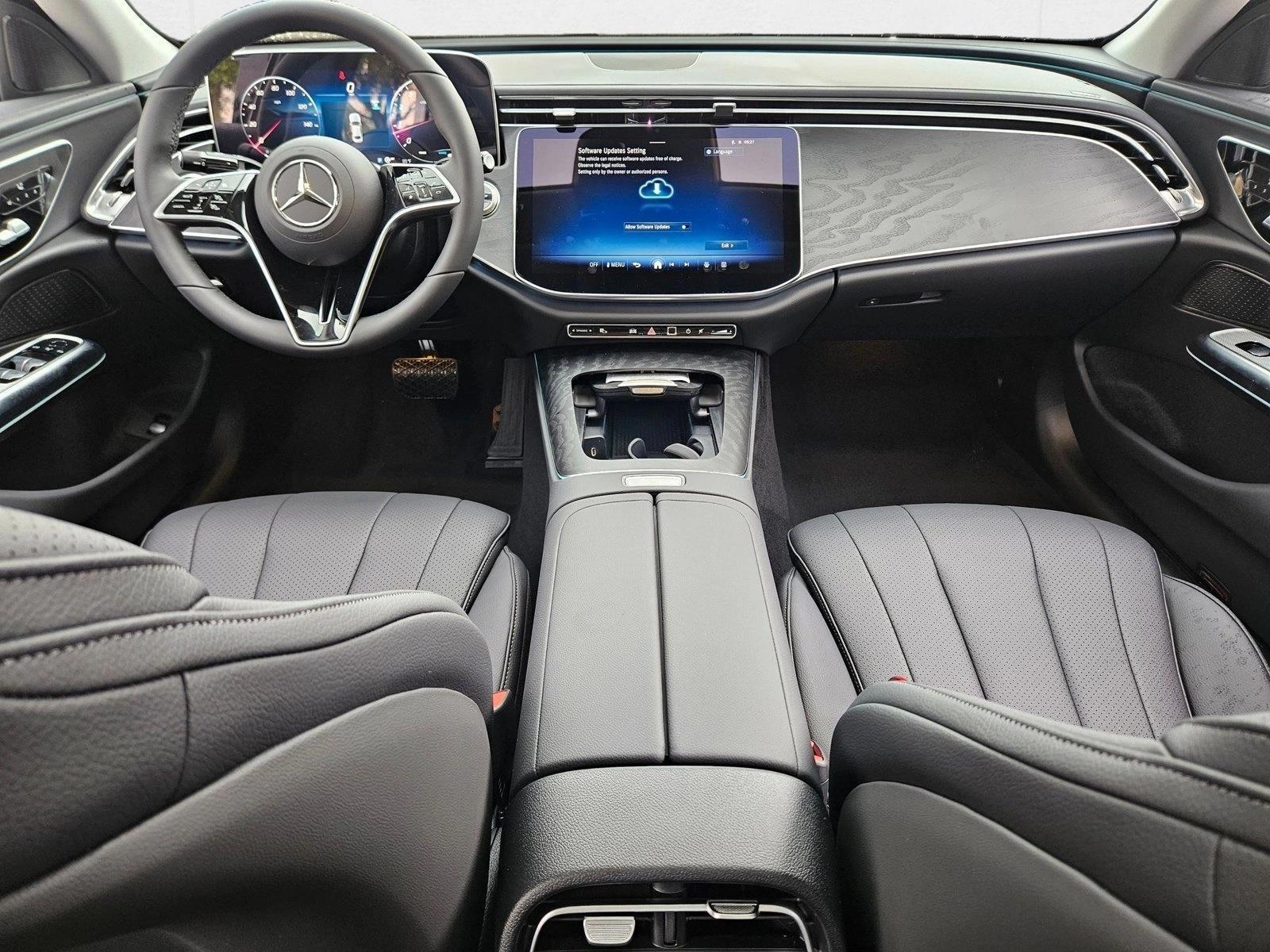 Thumbnail: 2026 Mercedes-Benz E-Class - 4