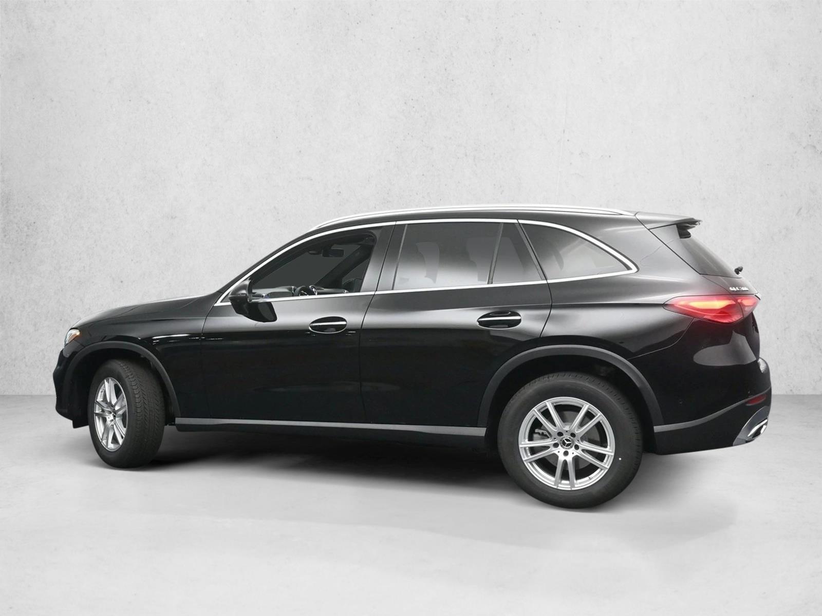 Thumbnail: 2026 Mercedes-Benz GLC - 2