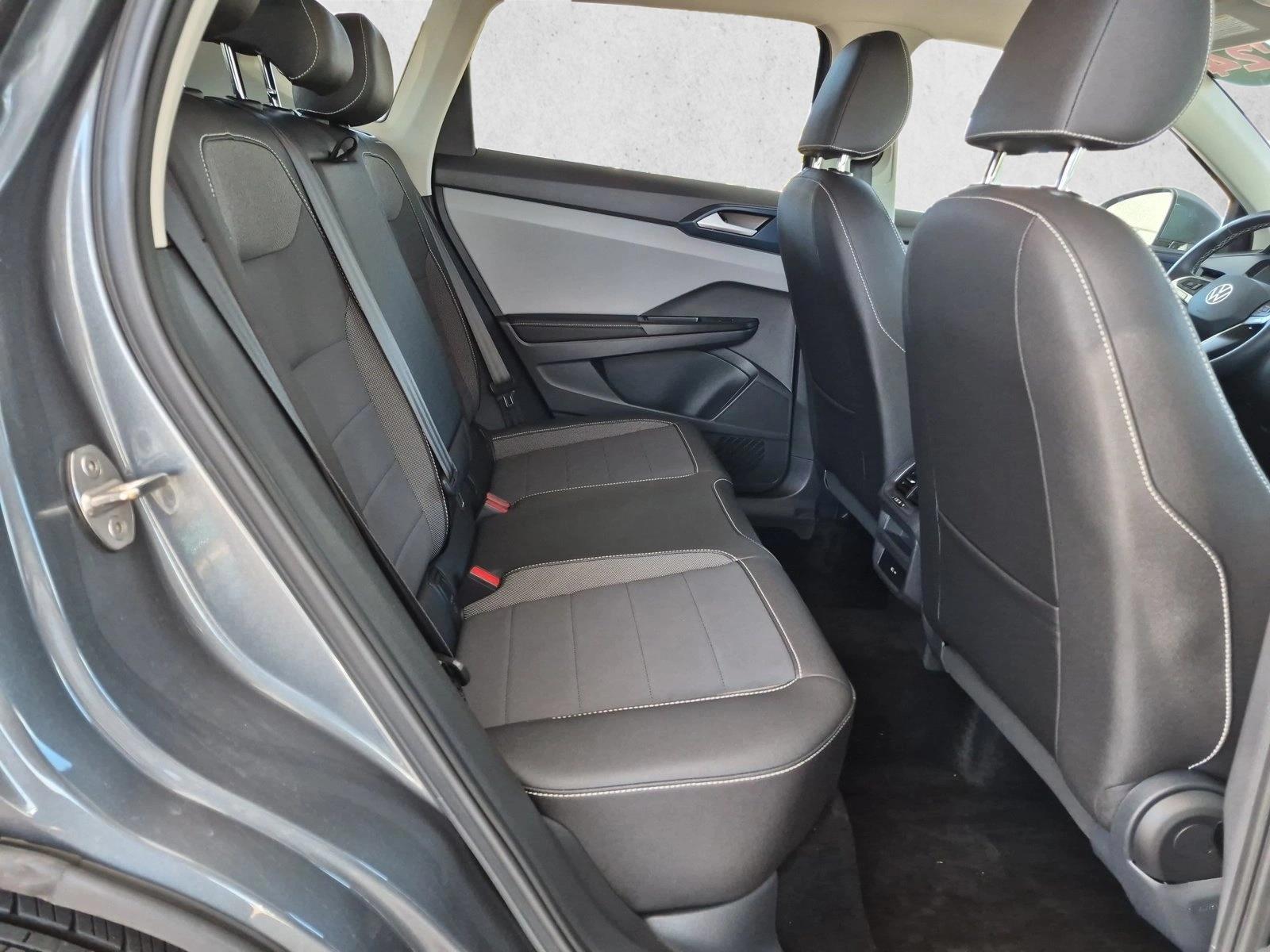 2024 Volkswagen Taos SE - Photo 19