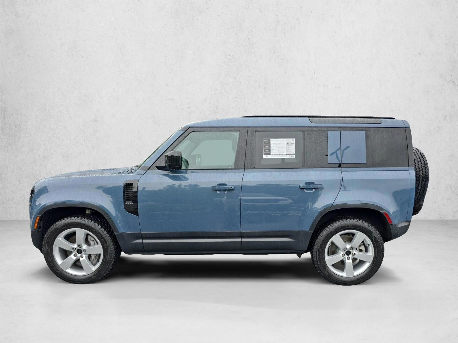 Thumbnail: 2026 Land Rover Defender - 2