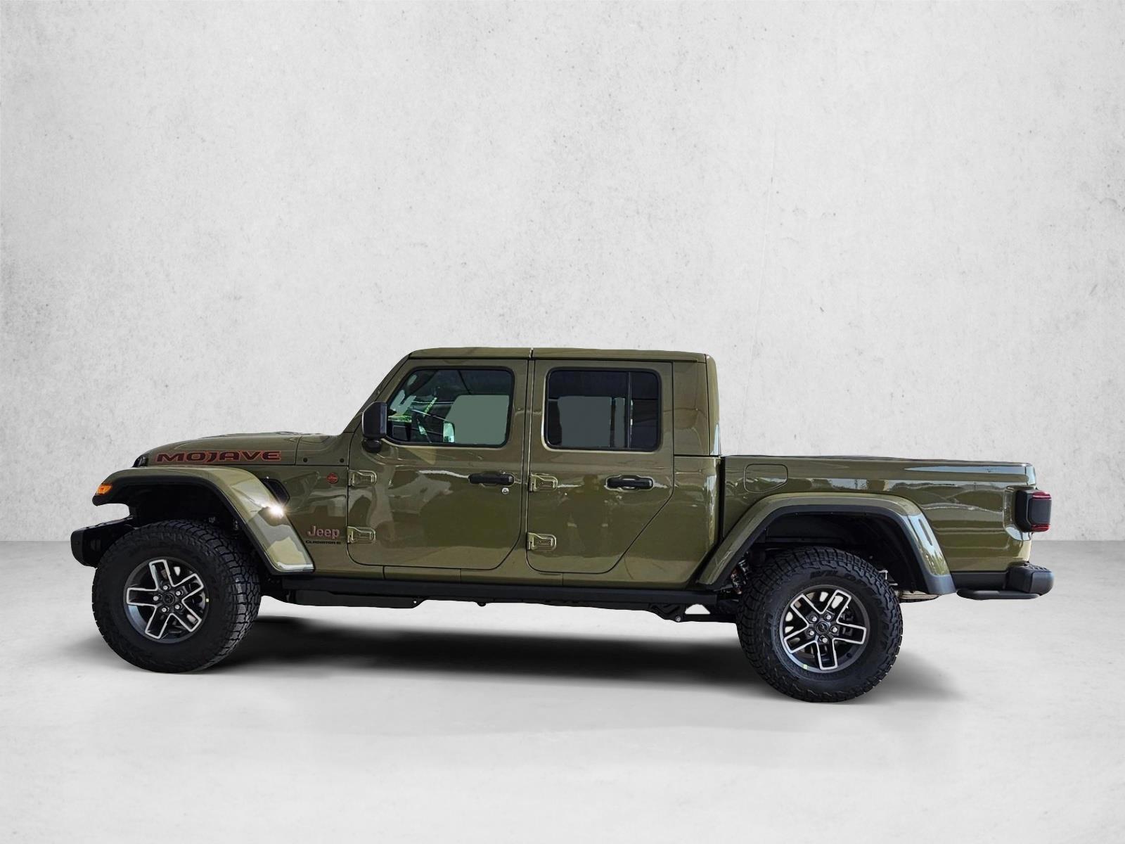 Thumbnail: 2026 Jeep Gladiator - 2