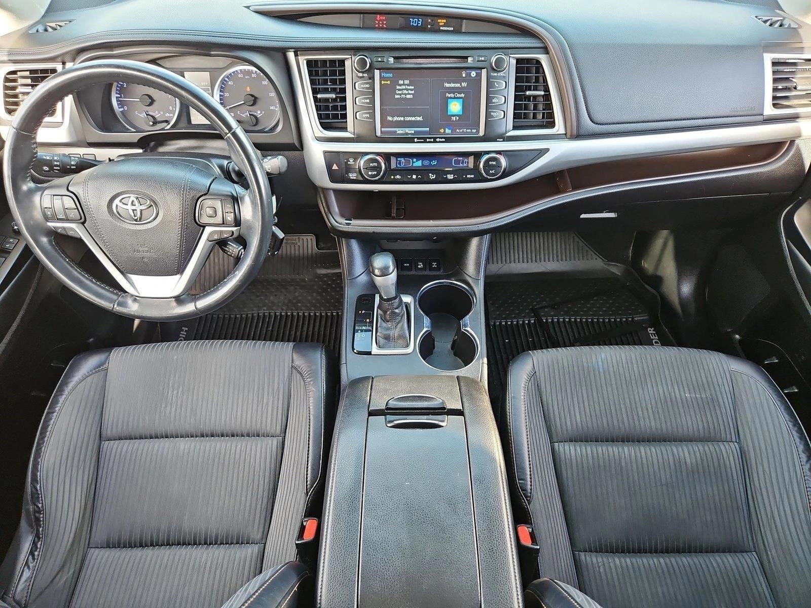 Thumbnail: 2018 Toyota Highlander - 4