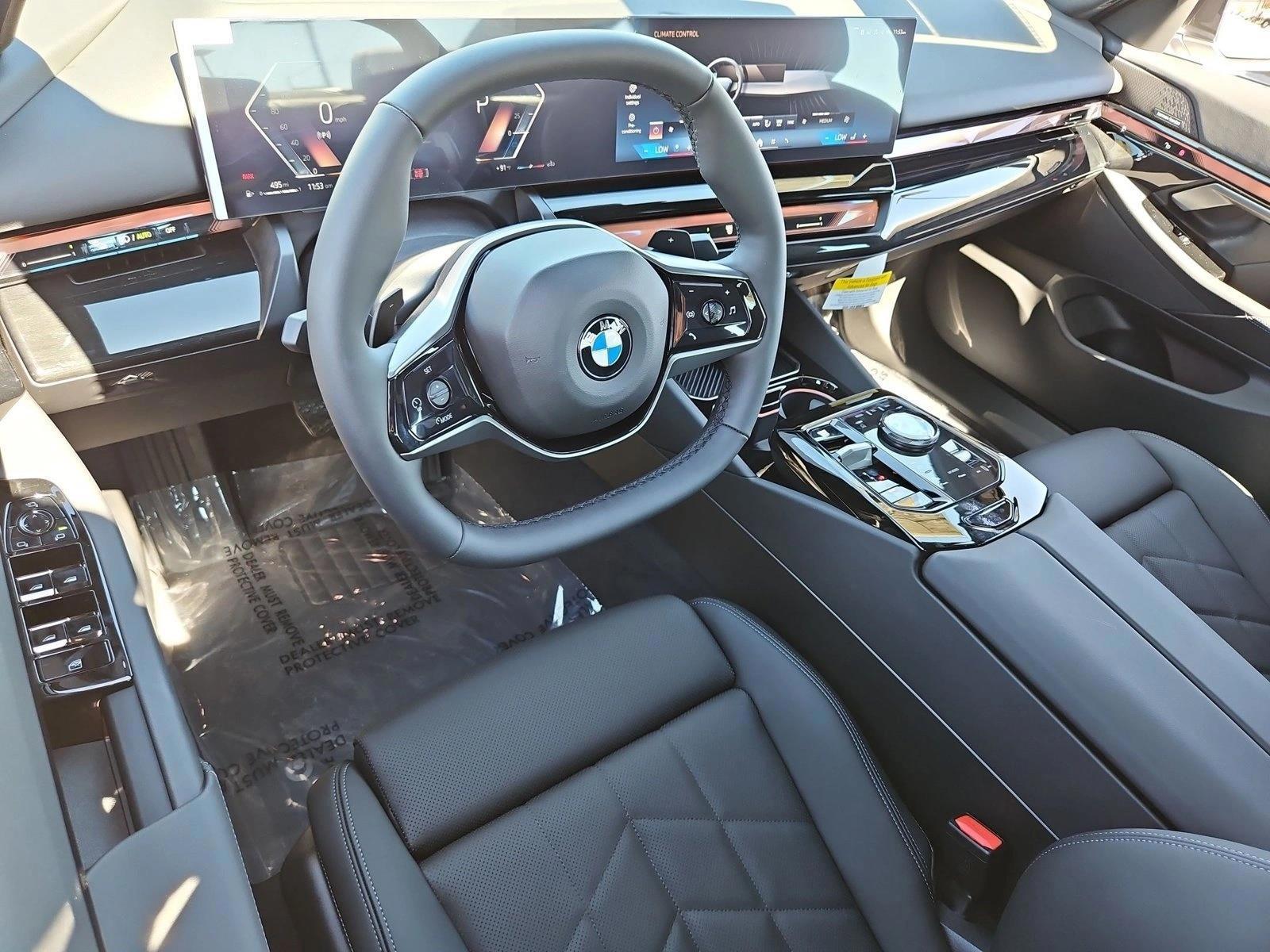Thumbnail: 2027 BMW 5 Series - 3