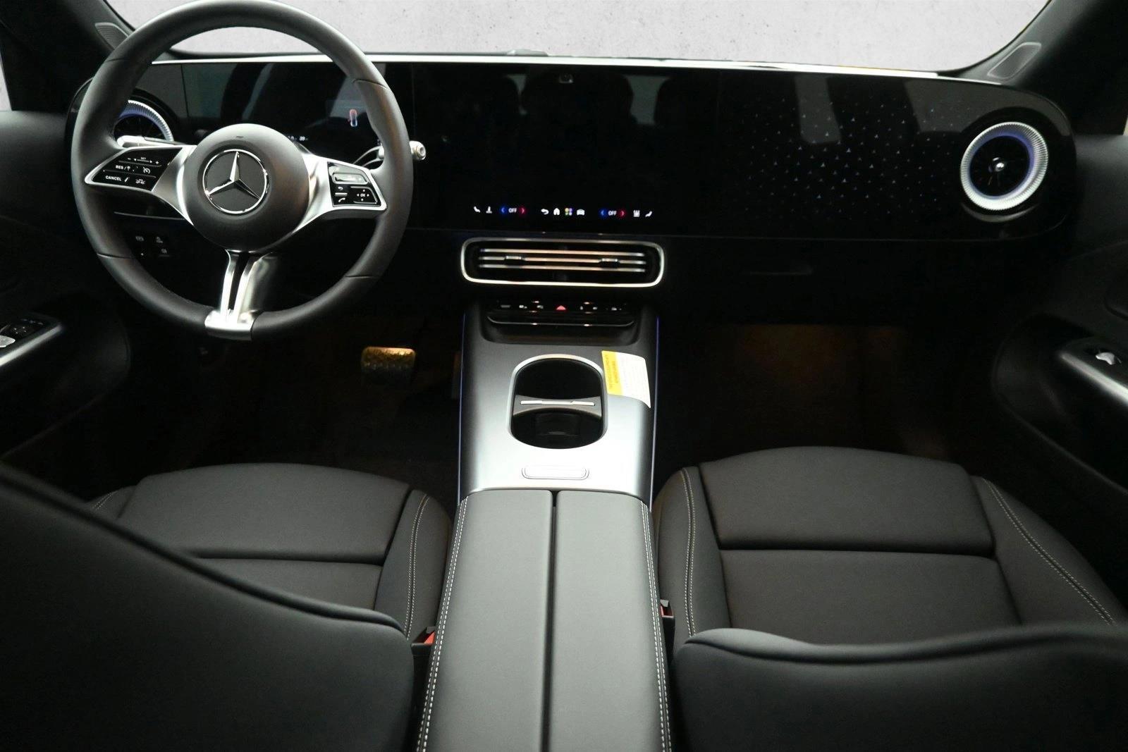 Thumbnail: 2026 Mercedes-Benz GLC - 3