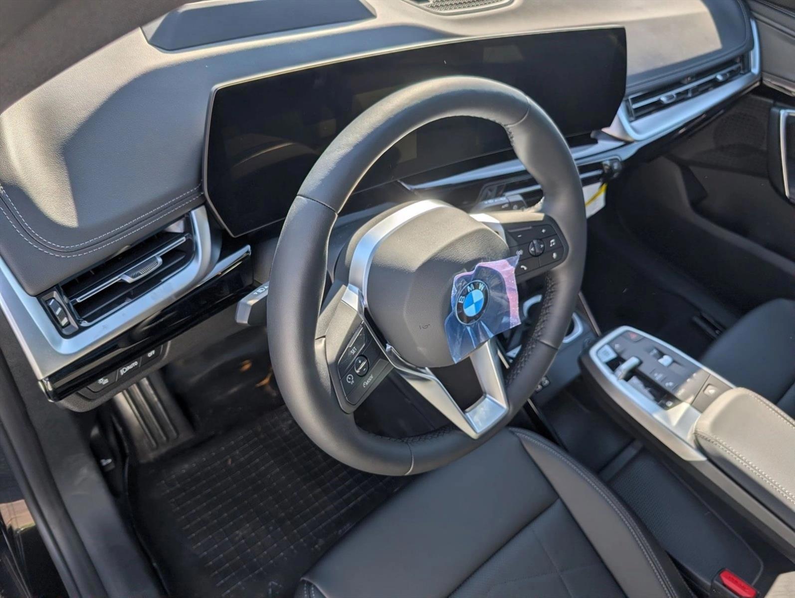 Thumbnail: 2026 BMW X1 - 3