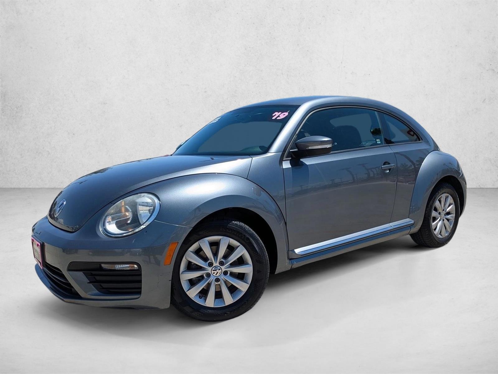 Thumbnail: 2019 Volkswagen Beetle - 1