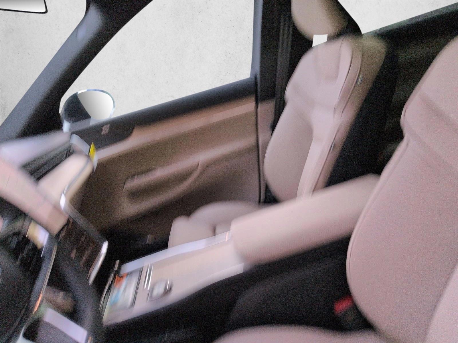 Thumbnail: 2026 Volvo EX90 - 6