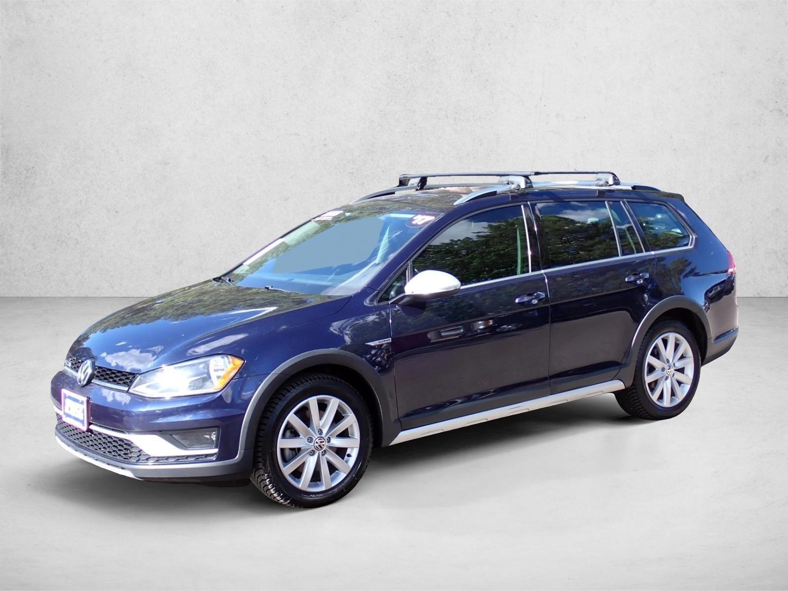Thumbnail: 2017 Volkswagen Golf - 1