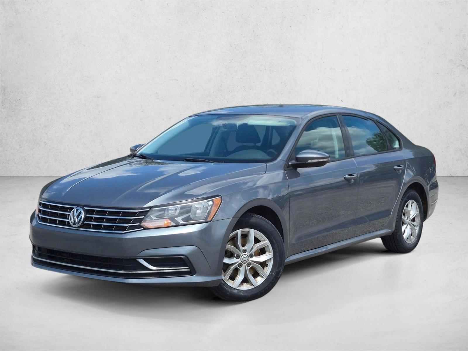 Thumbnail: 2018 Volkswagen Passat - 1