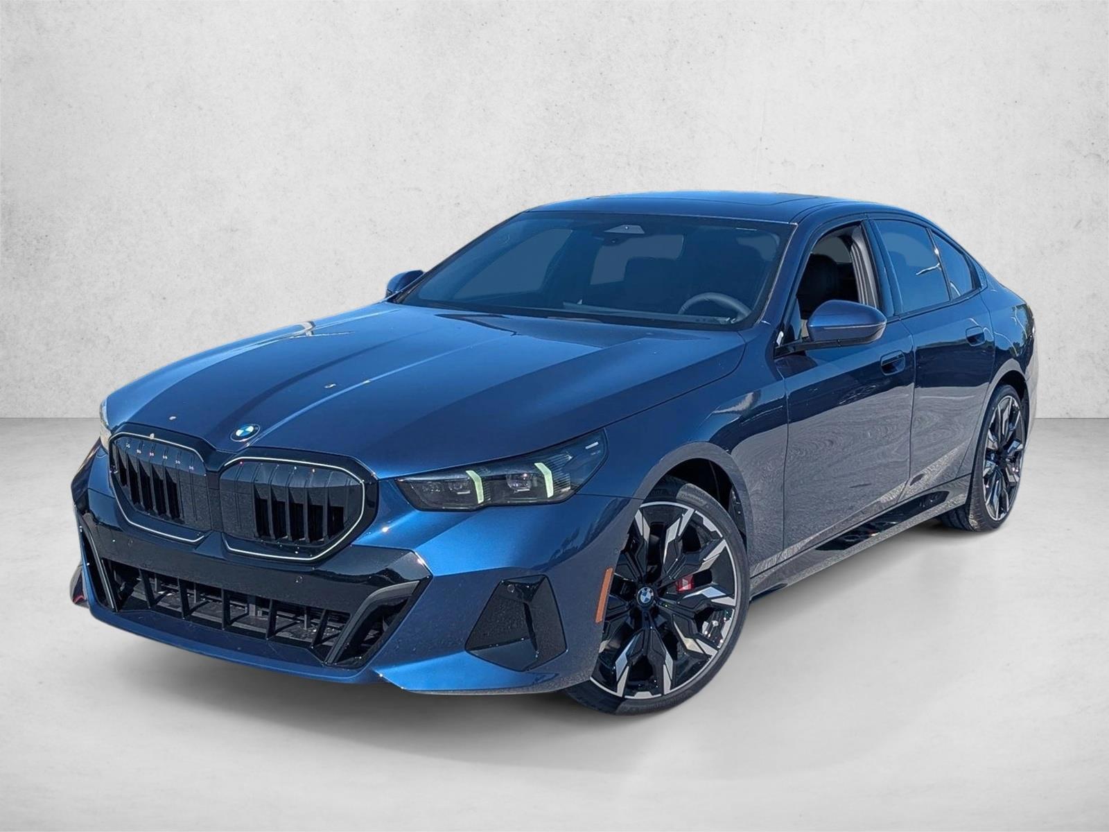 Thumbnail: 2027 BMW 5 Series - 1