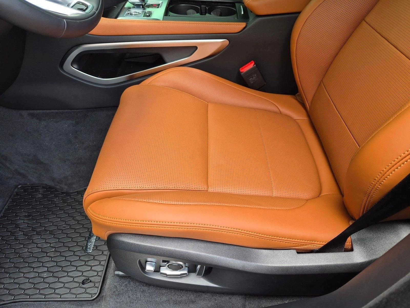 Thumbnail: 2026 Jaguar F-Pace - 5