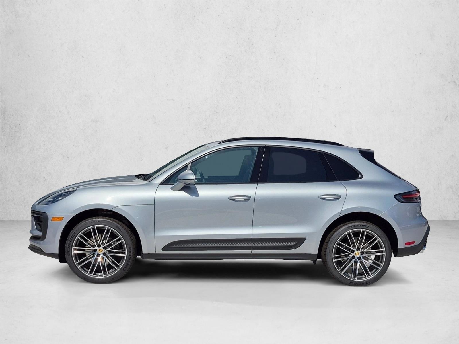 Thumbnail: 2026 Porsche Macan - 2