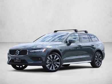 2026 Volvo V60 Cross Country