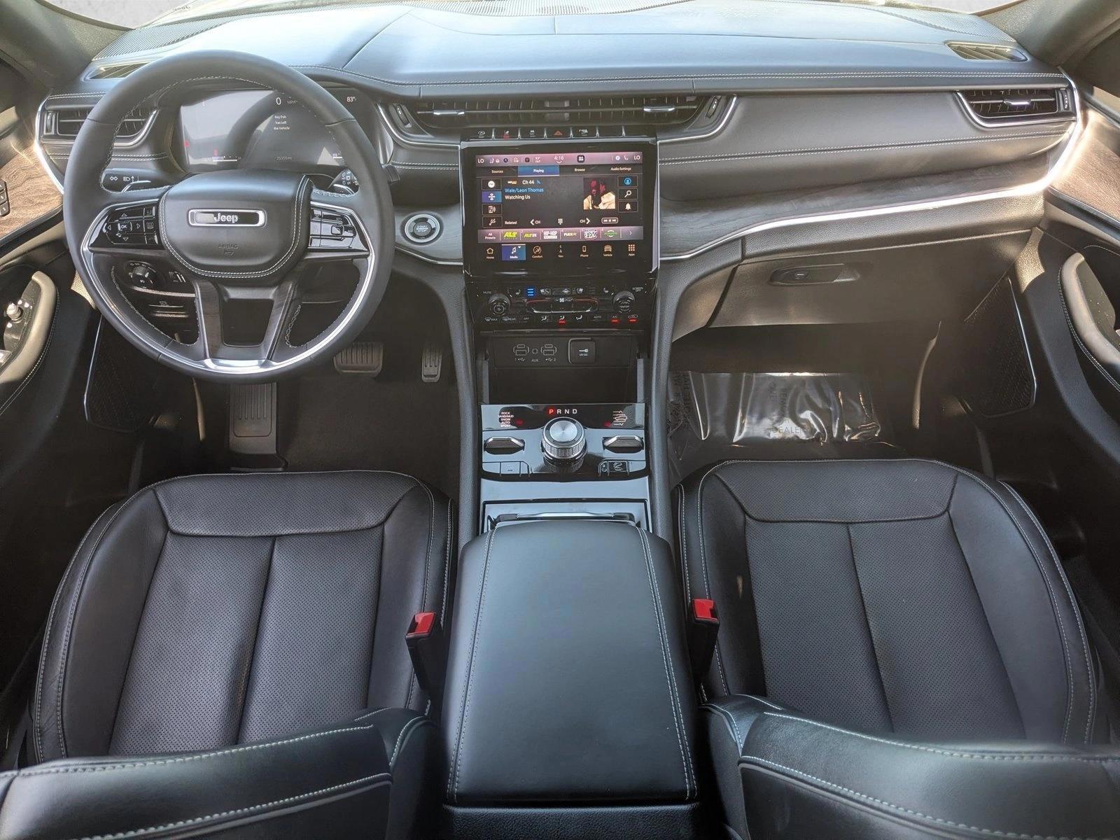 Thumbnail: 2023 Jeep Grand Cherokee - 3