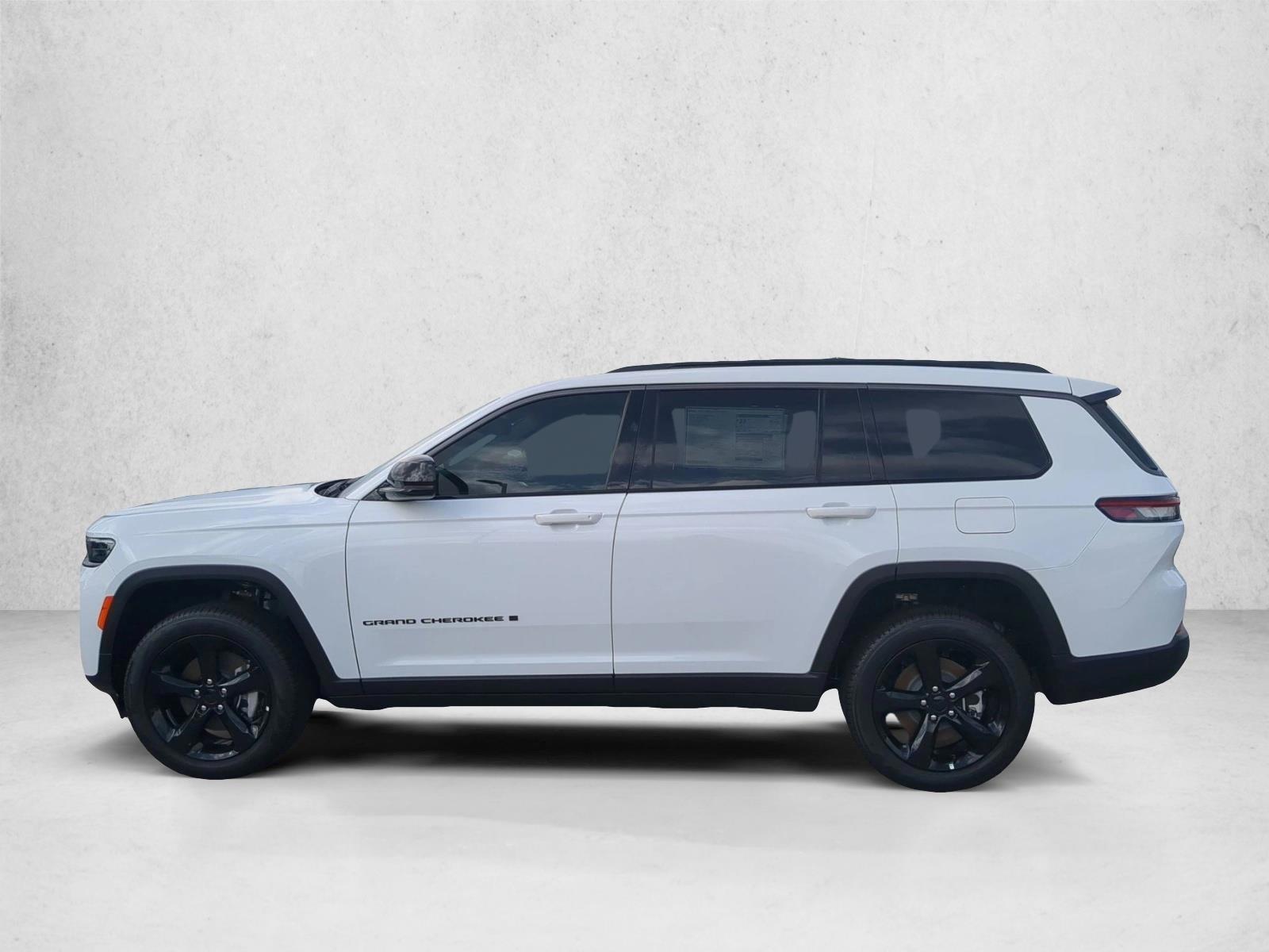 Thumbnail: 2026 Jeep Grand Cherokee L - 2