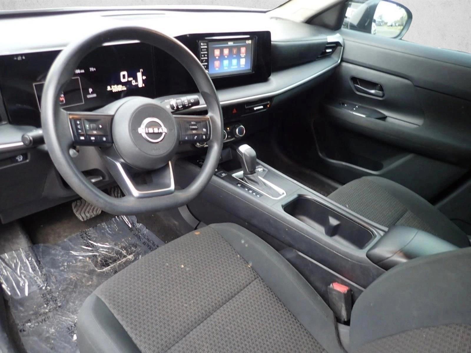 Thumbnail: 2025 Nissan Kicks - 3