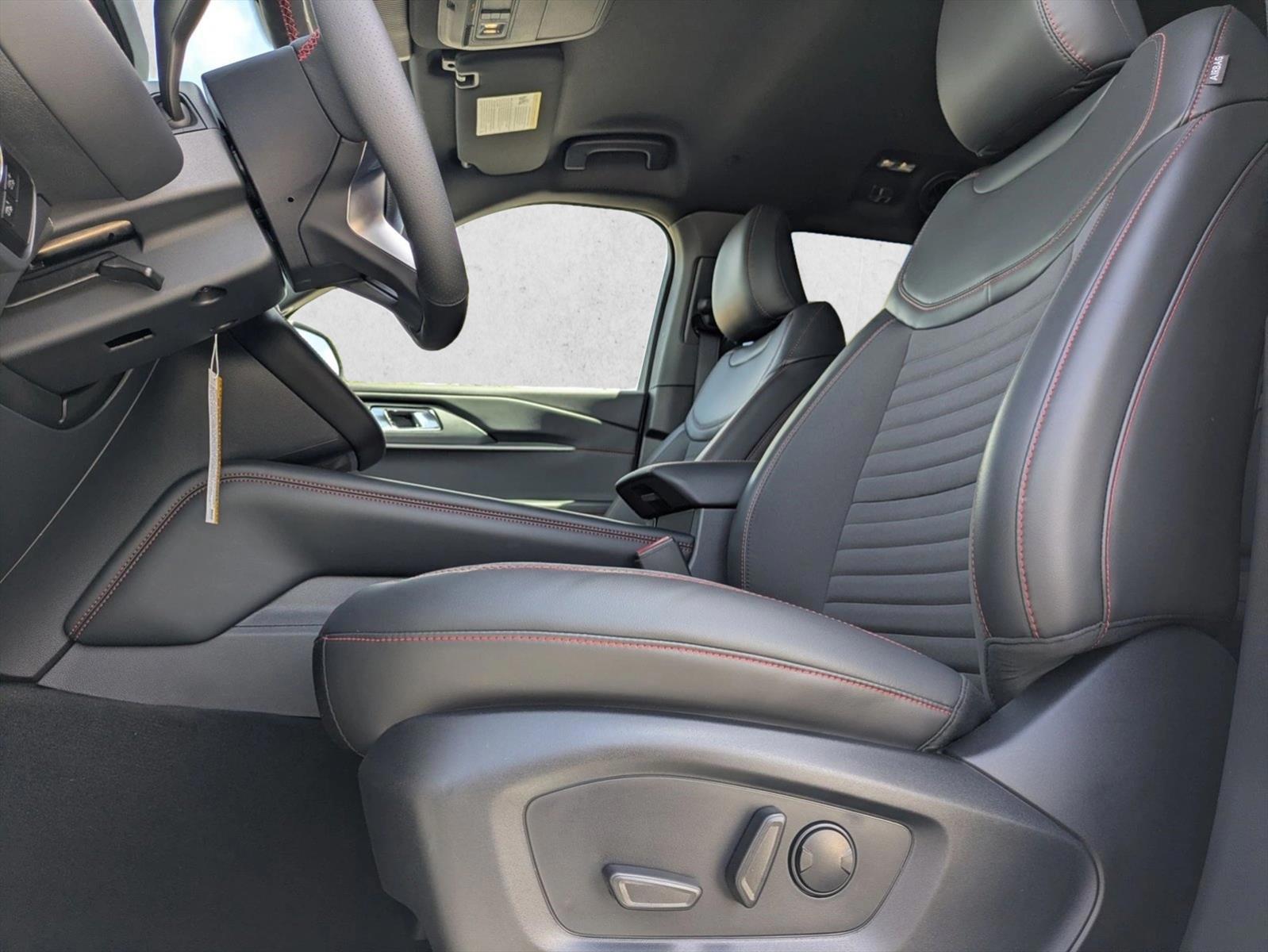 Thumbnail: 2026 Ford Explorer - 5