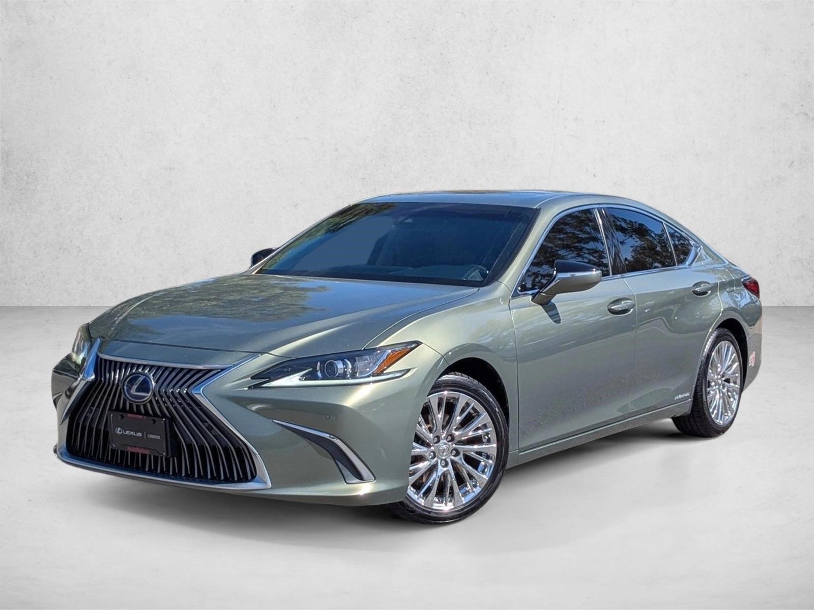 Thumbnail: 2020 Lexus ES - 1