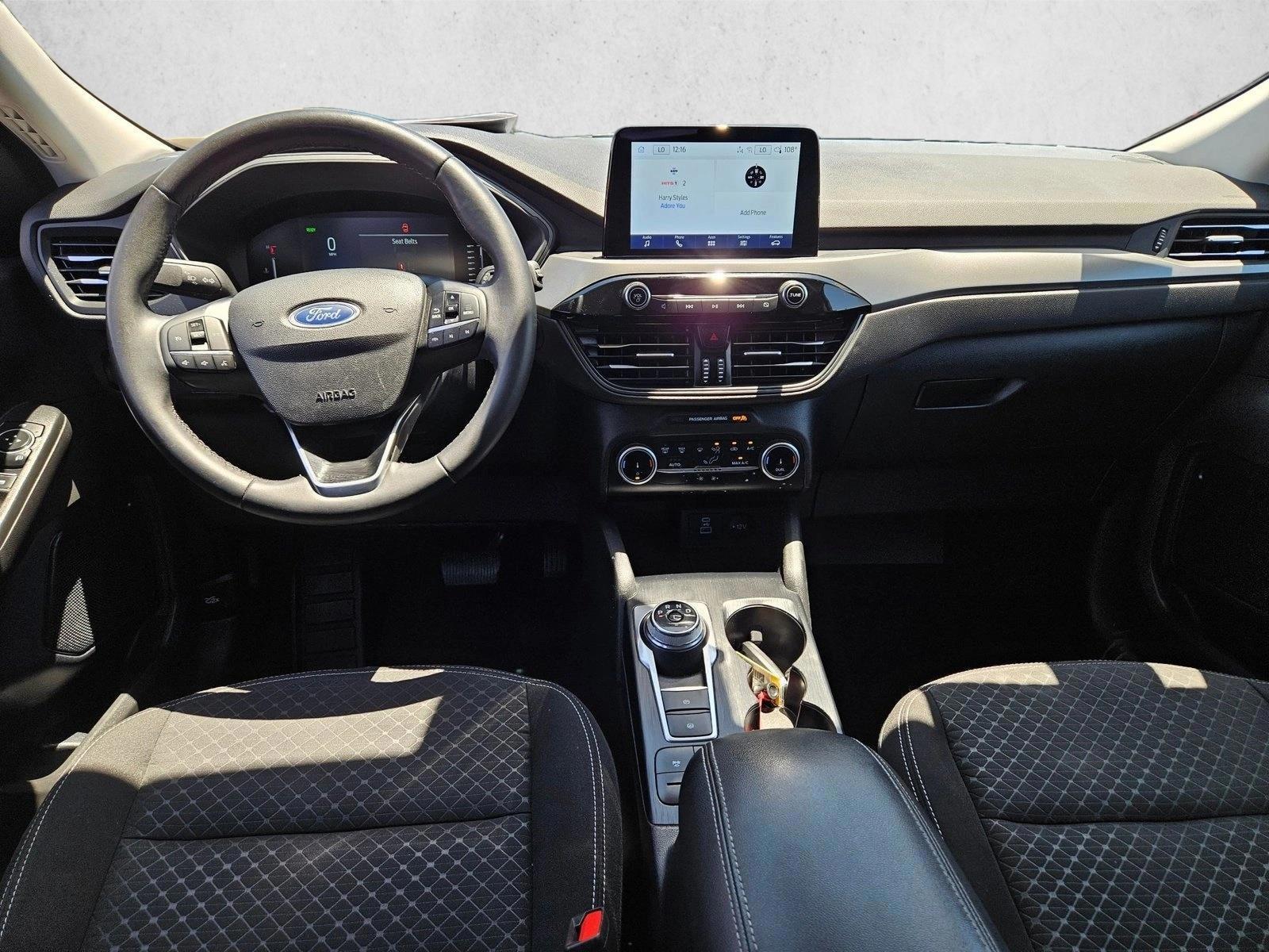 Thumbnail: 2023 Ford Escape - 4
