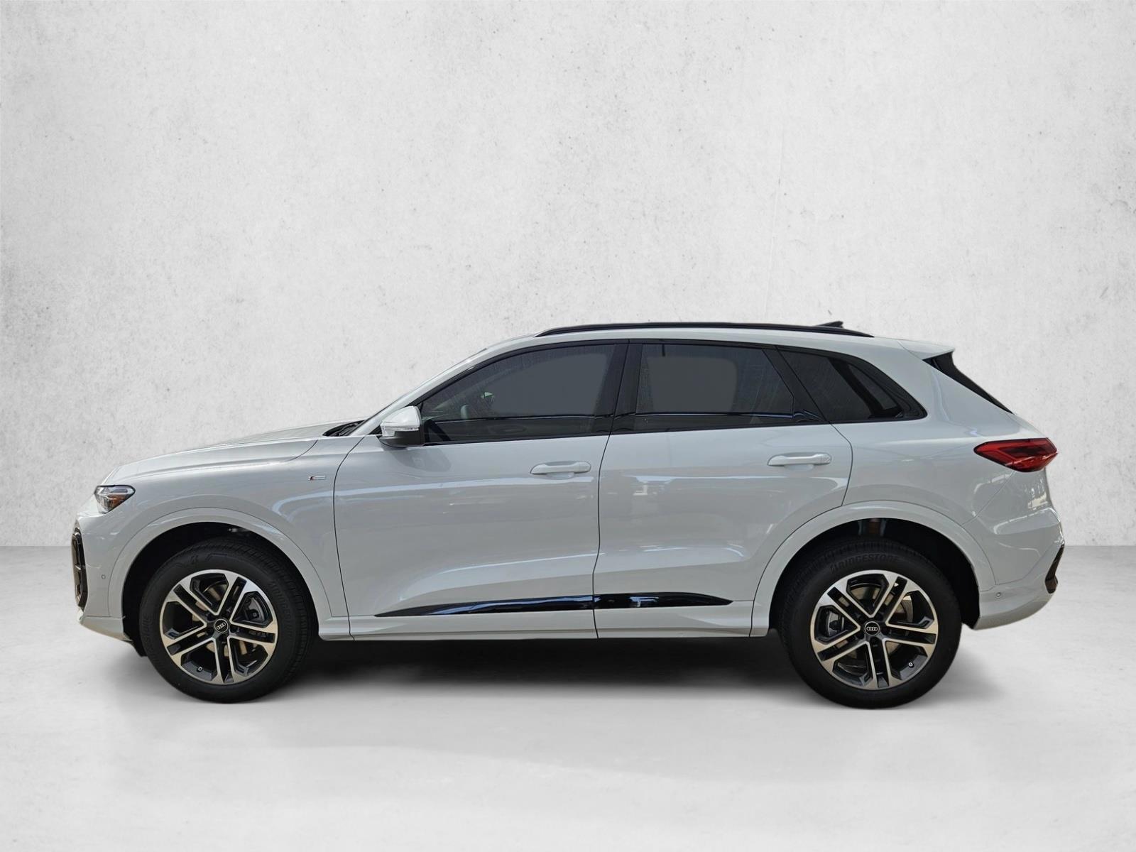 Thumbnail: 2026 Audi Q5 - 3