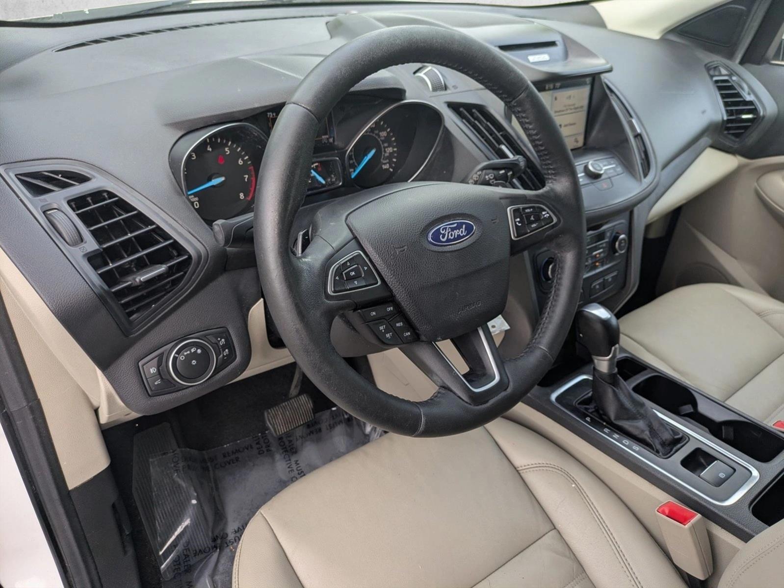 Thumbnail: 2017 Ford Escape - 3