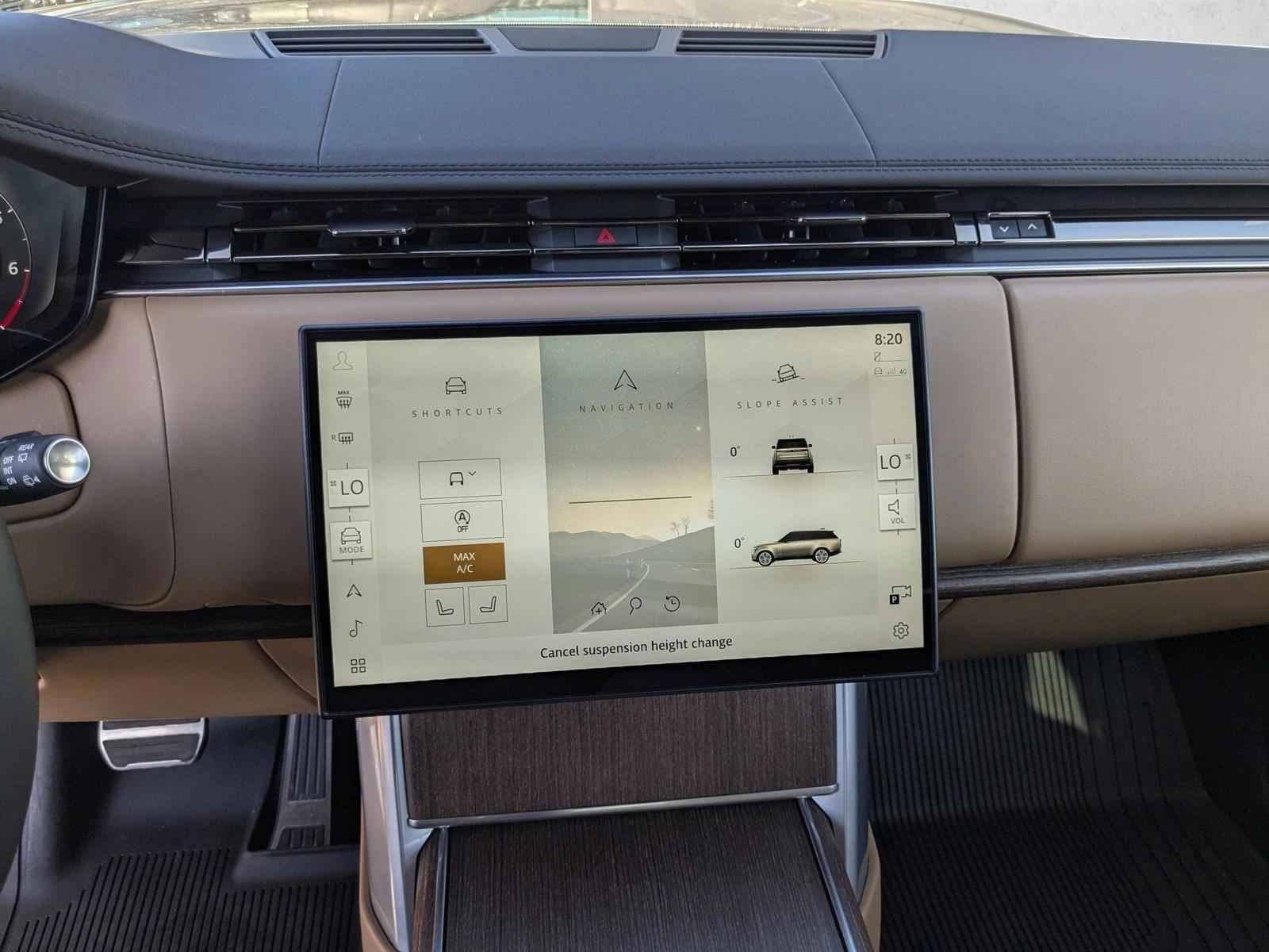 2025 Land Rover Range Rover SE - Photo 13