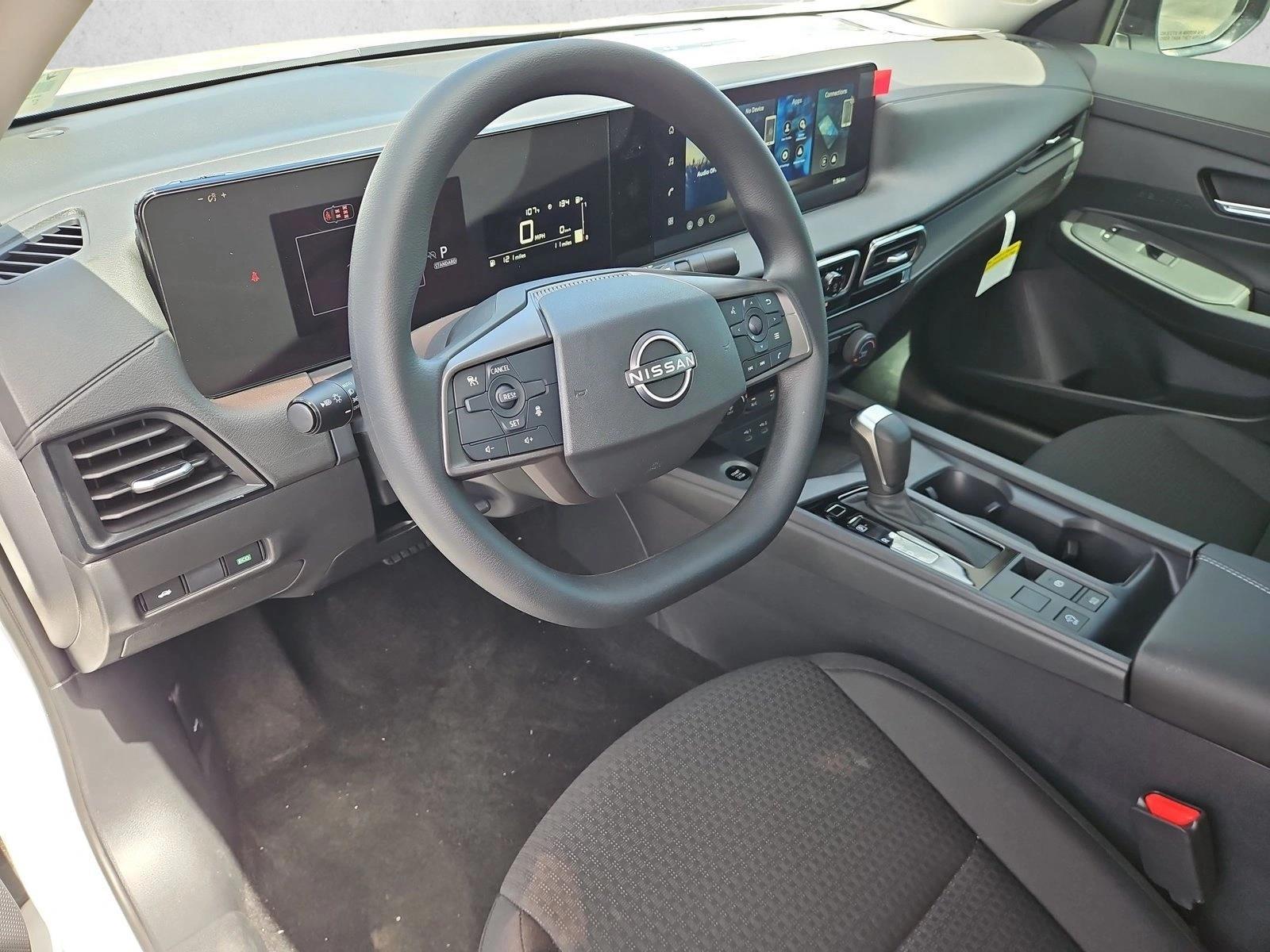 Thumbnail: 2027 Nissan Sentra - 3