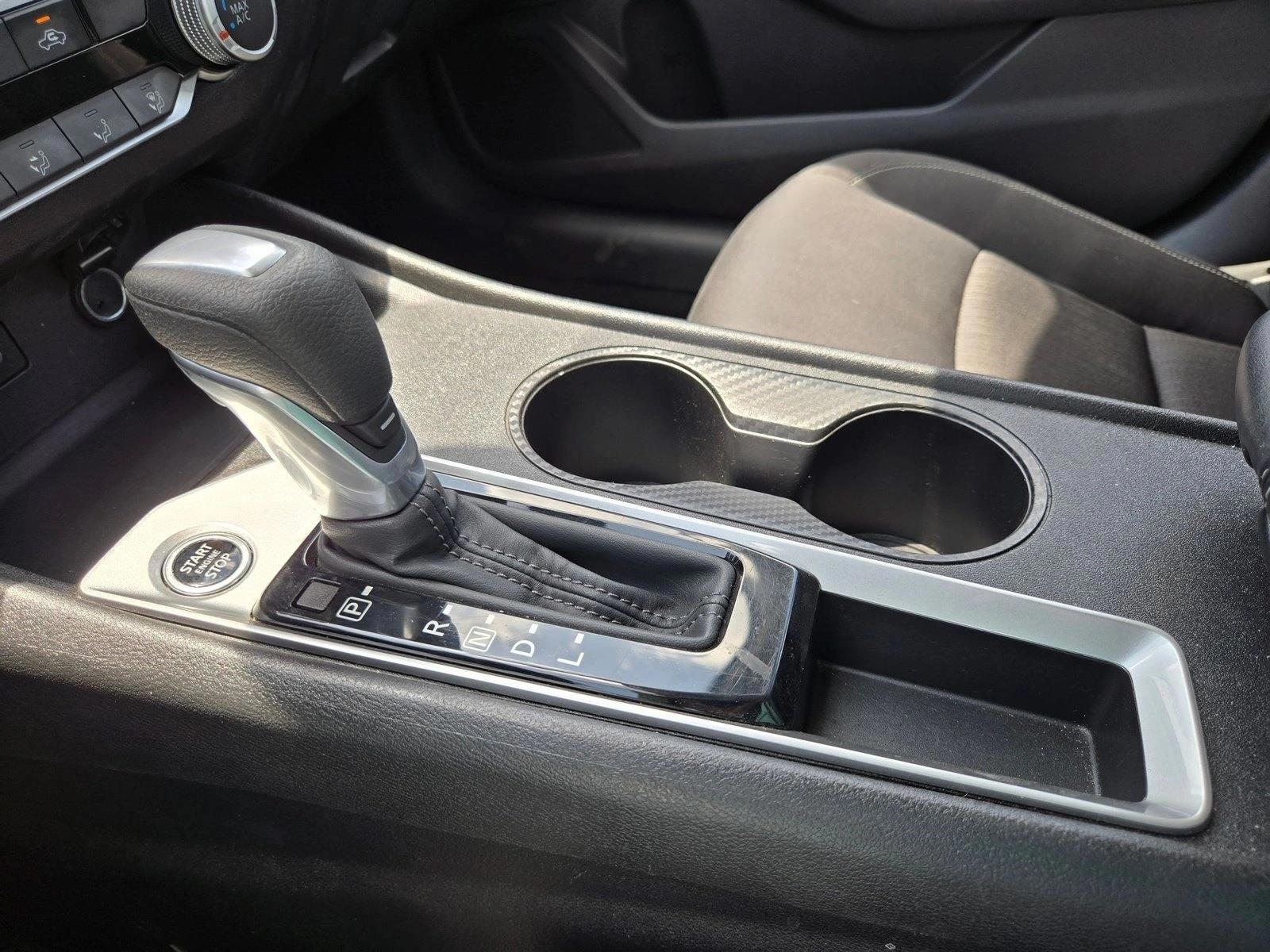 2025 Nissan Altima SV - Photo 14