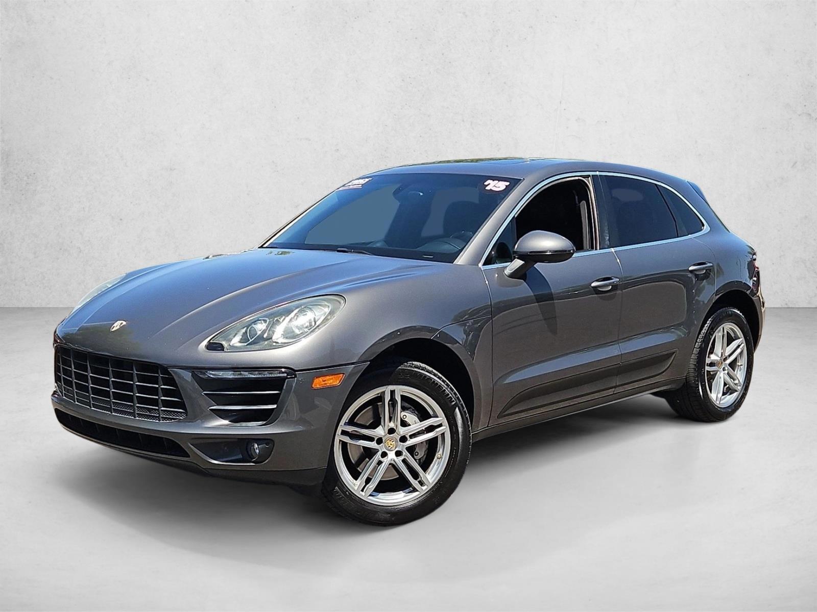 Thumbnail: 2015 Porsche Macan - 1