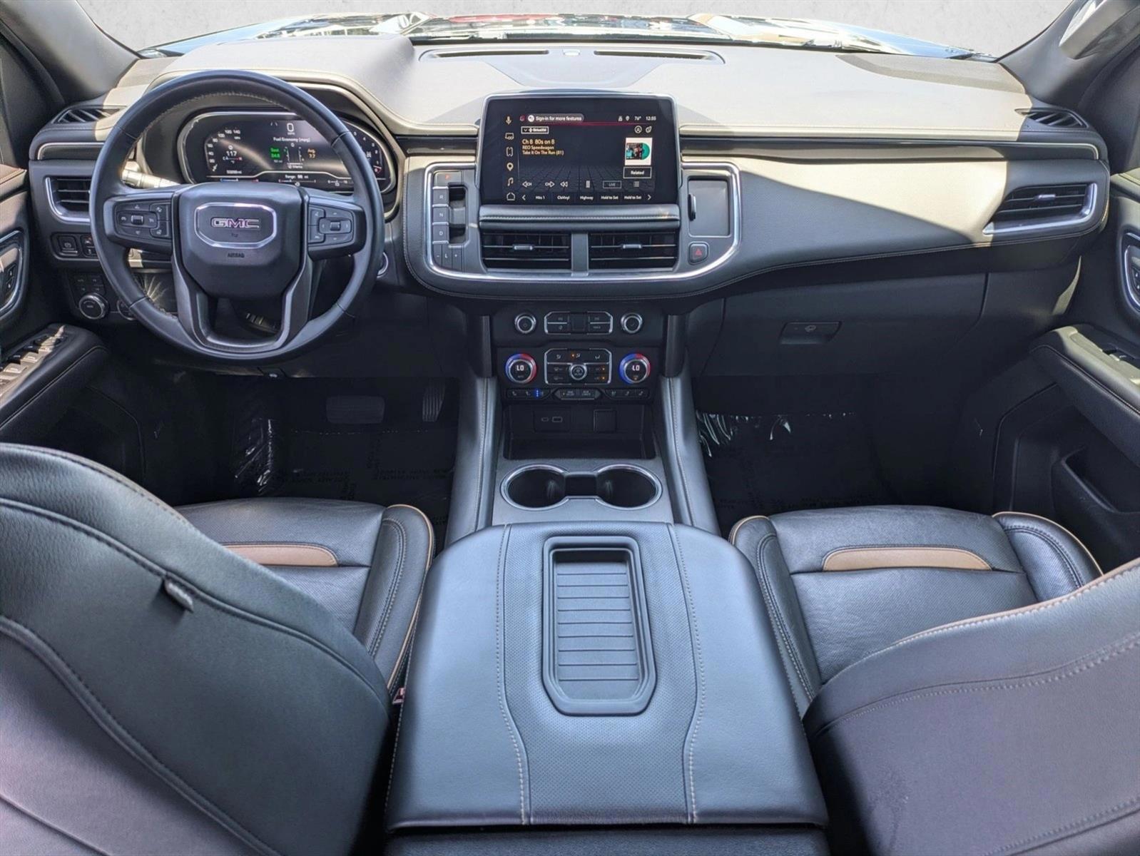 Thumbnail: 2023 GMC Yukon XL - 4