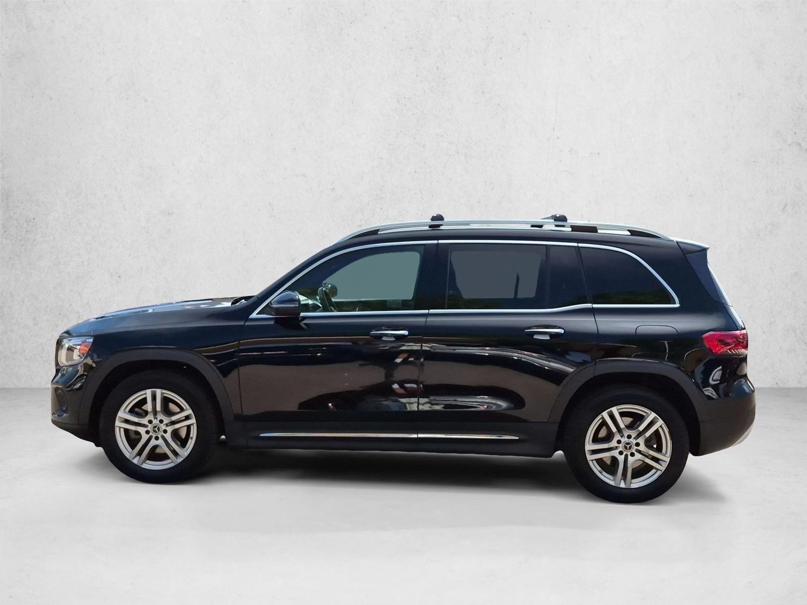 Thumbnail: 2020 Mercedes-Benz GLB - 2