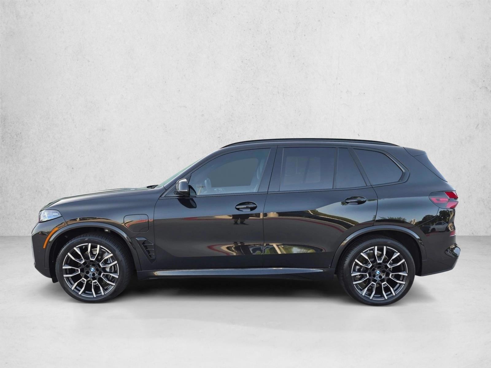 Thumbnail: 2026 BMW X5 - 2