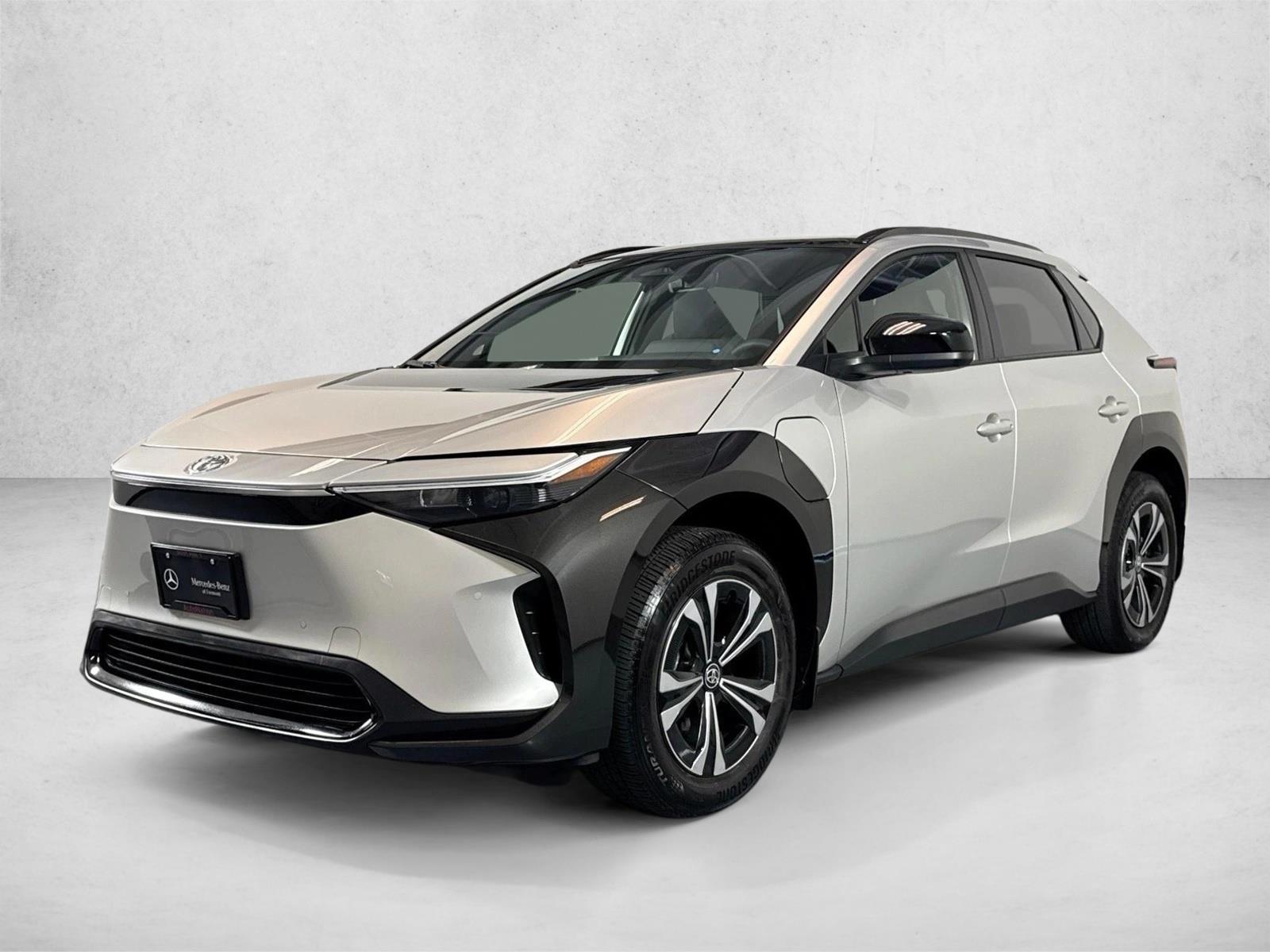 Thumbnail: 2024 Toyota bZ4X - 1