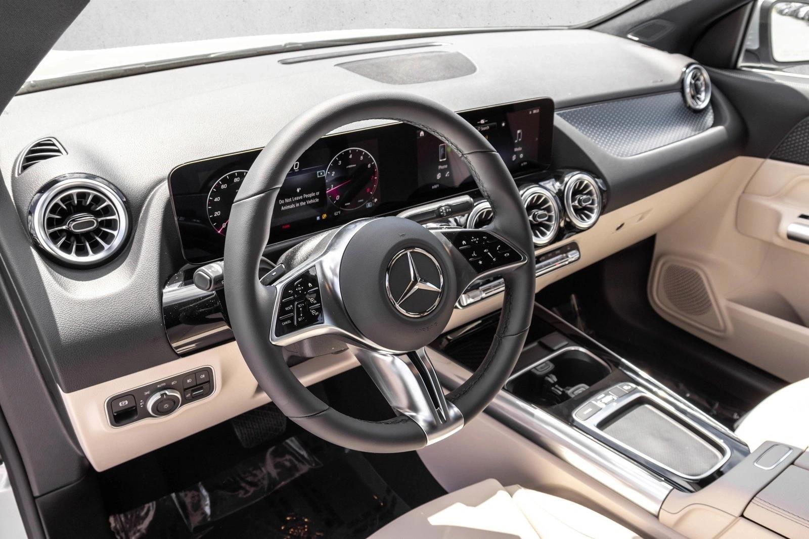 Thumbnail: 2026 Mercedes-Benz GLA - 3