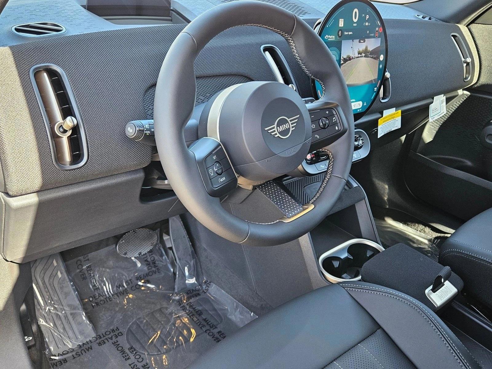Thumbnail: 2027 MINI Cooper Countryman - 3